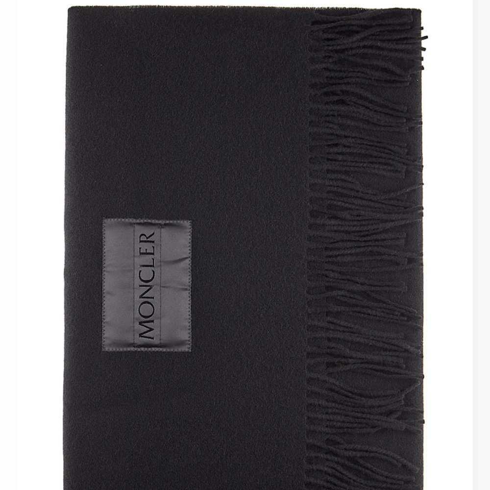 Moncler Elegant Black Unisex Scarf